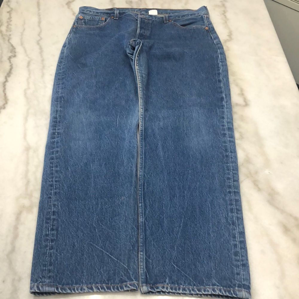 Vintage 2001 Levi’s 501xx 36x32 Regular Fit Straight Leg